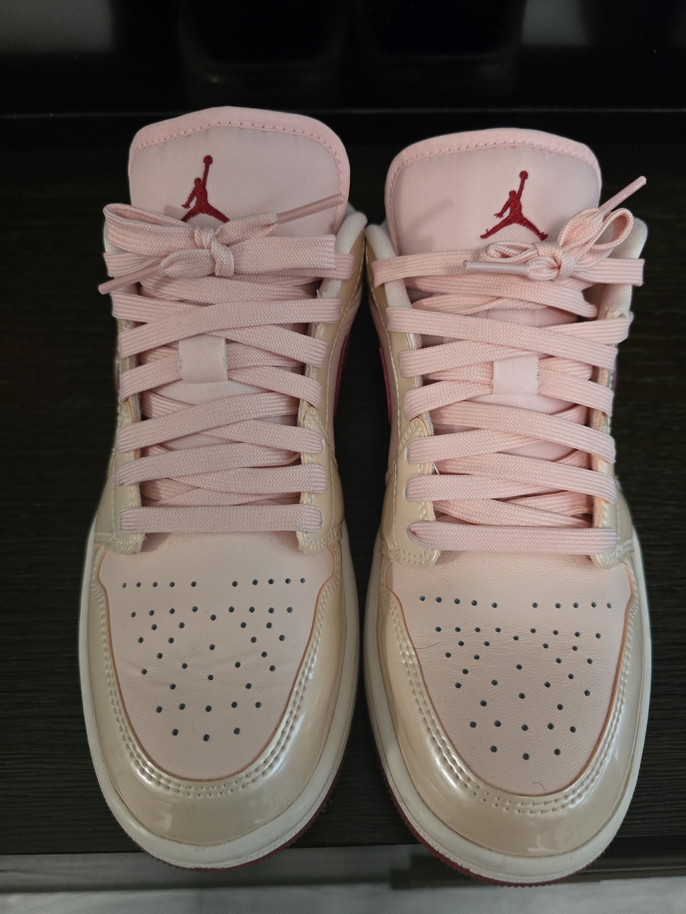 Nike Air Jordan 1 Low Valentine’s Day 2025 Sneaker - Picture 2 of 10